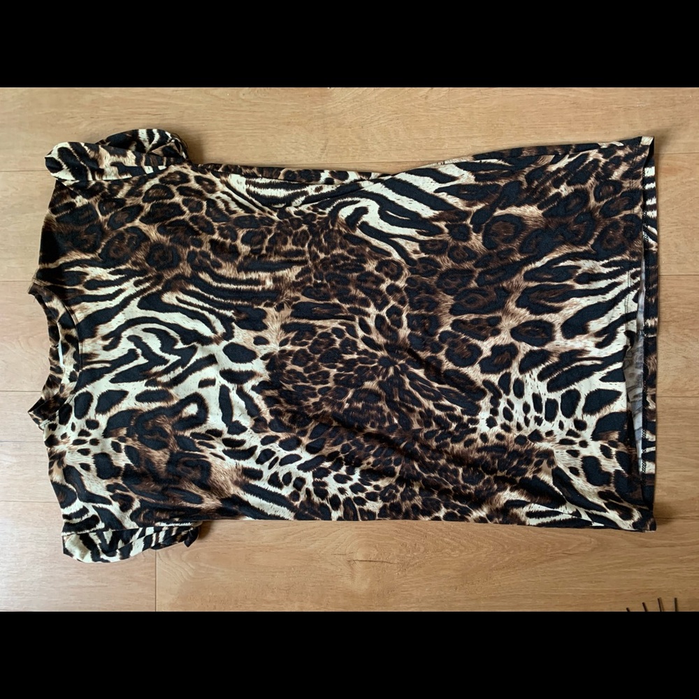 Leopard print T-shirt dress